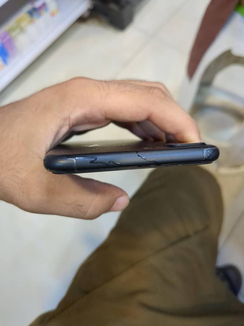Apple iPhone 7 Plus 3