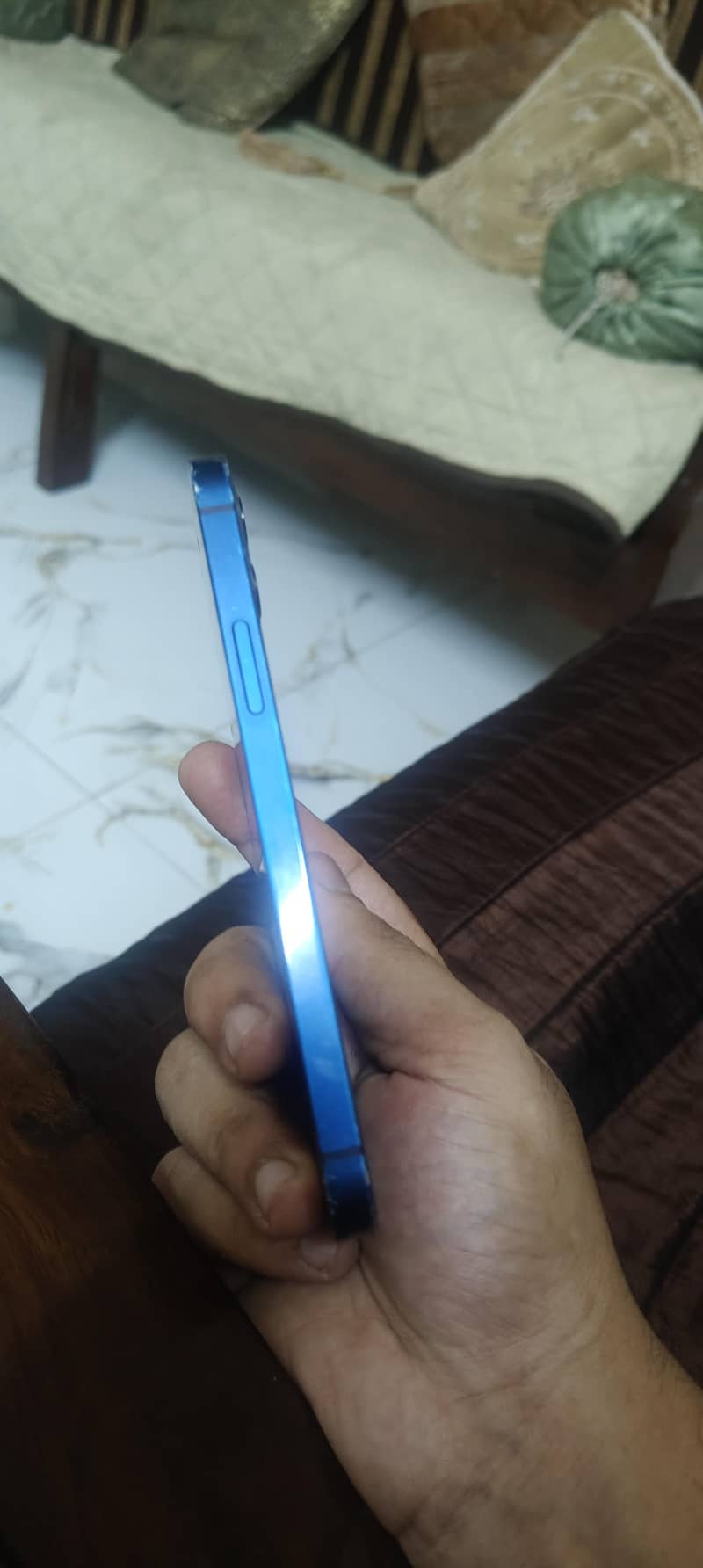 Apple iPhone 12 7