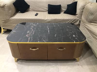 Fresh and beautiful table for sale