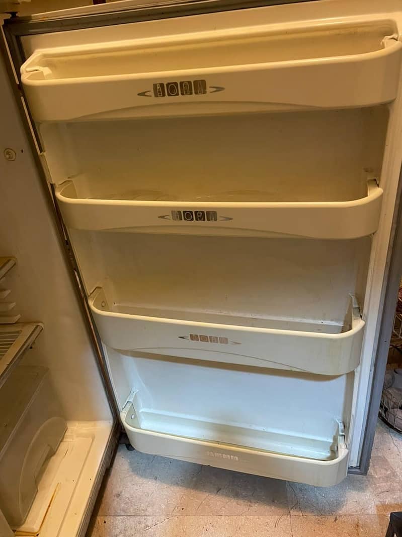 Fridge 4