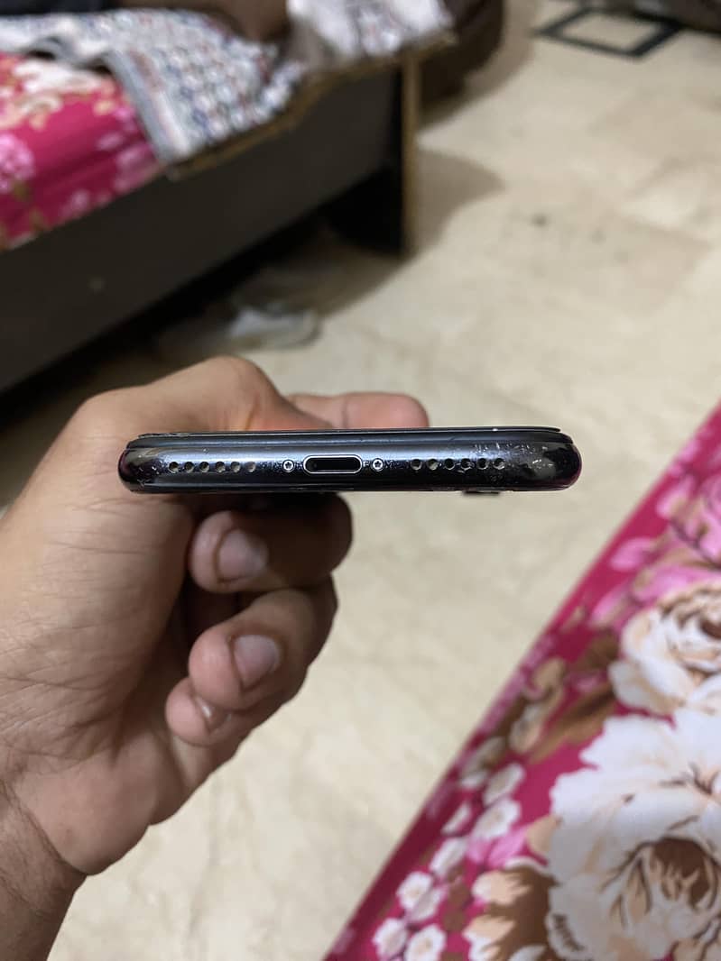 iPhone x 4
