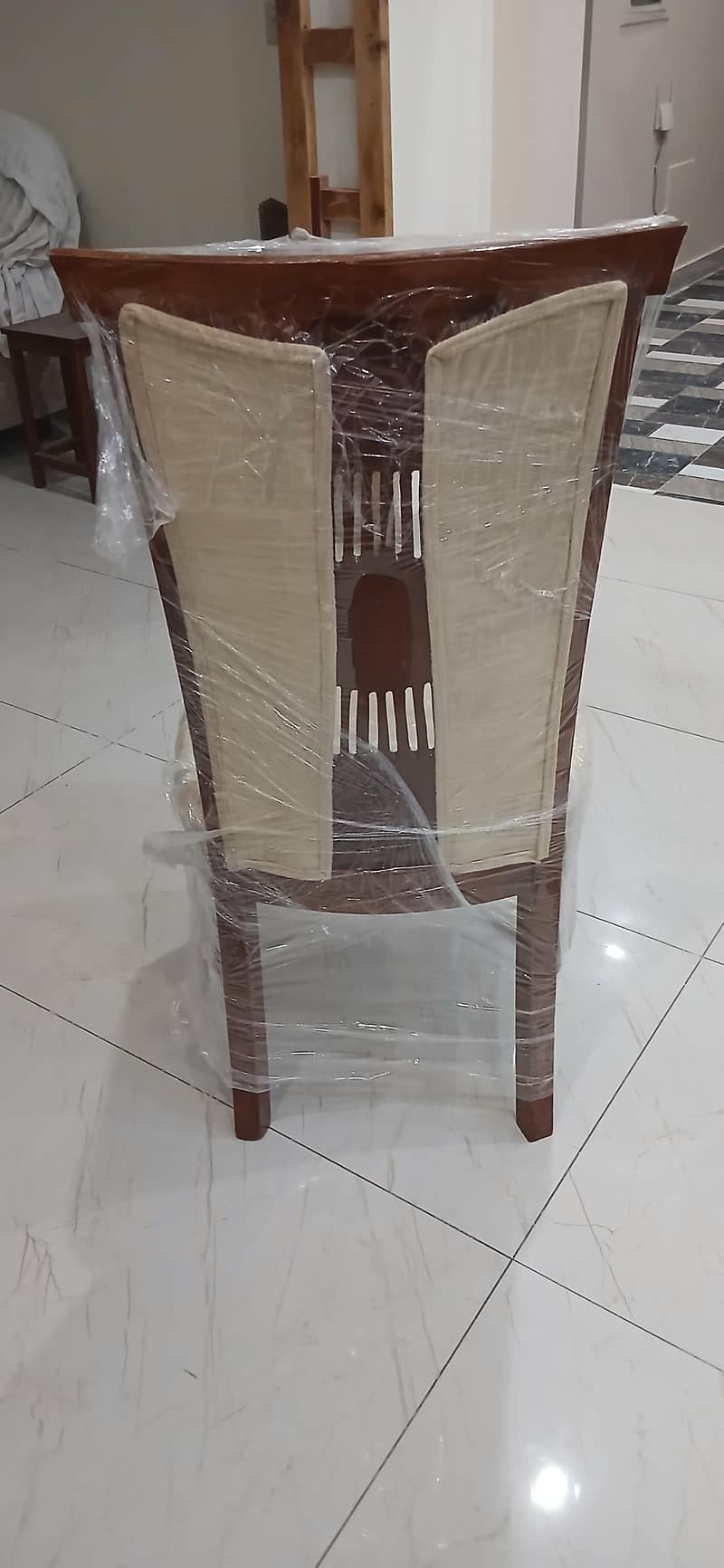 dining chairs. 1