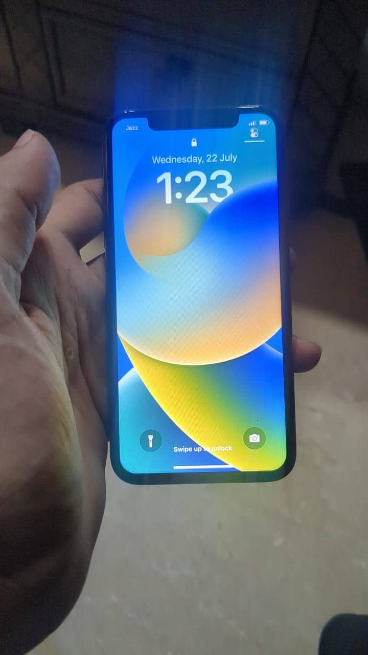 Apple iPhone X 5
