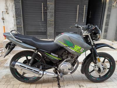 Yamaha YBR125G Special Edition (2023)