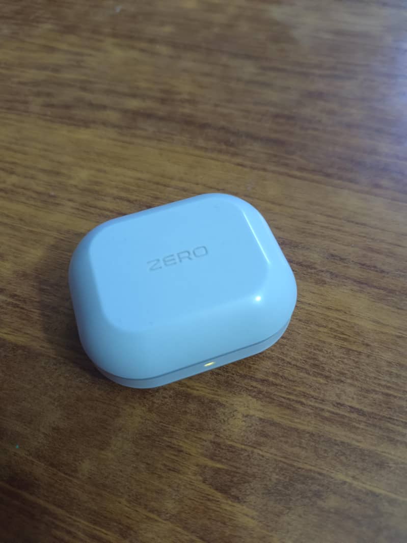 Zero Gravity Earbuds 0
