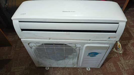 changhong Ruba 1 Ton Dc Inverter AC indoor + Oudoor No Repair