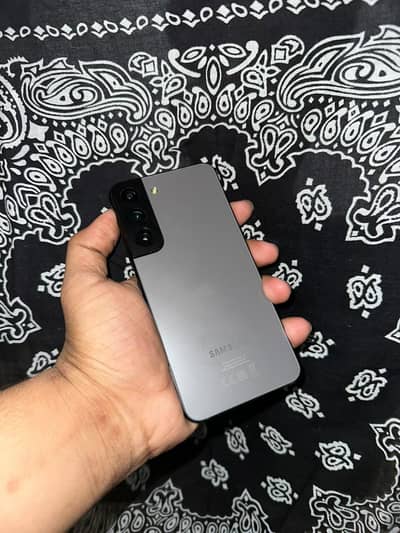 Samsung Mobile S22