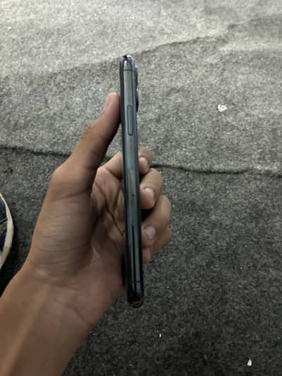11 pro 10 by10 just battery change orignal battery facelock working