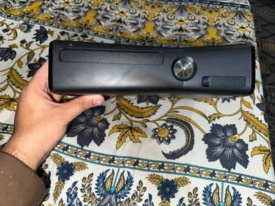 Xbox 360 Slim