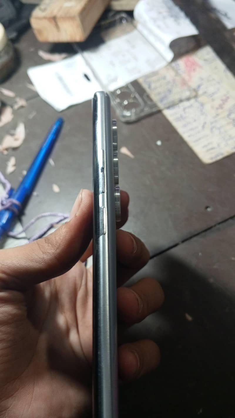 Tecno CAMON 40 4