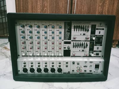 Behringer Powered Mixer