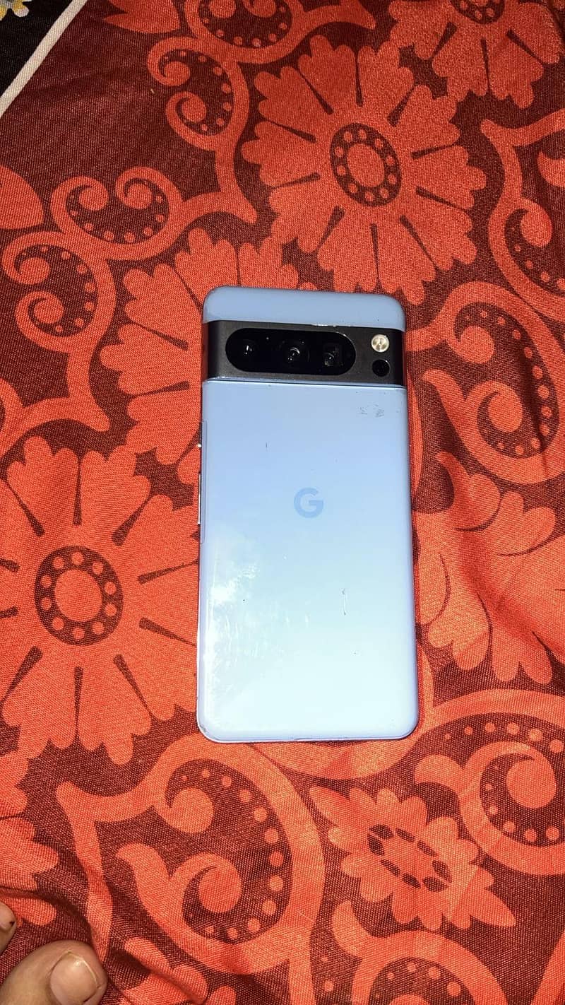 Google Pixel 8 Pro 3