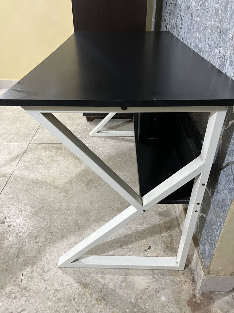 2 OFFICE/STUDY TABLE DEAL 8