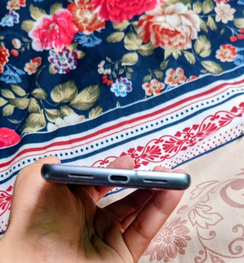 Google Pixel 7 5