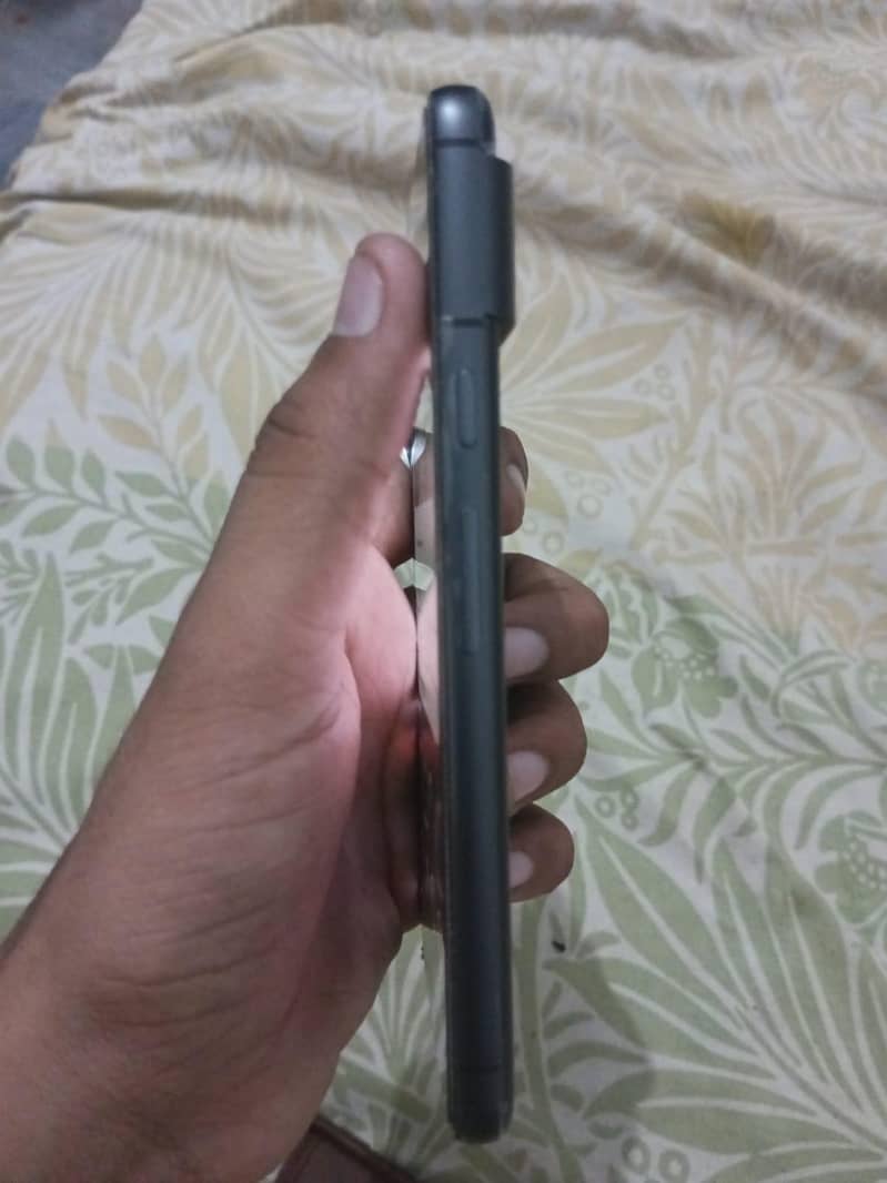 Google Pixel 8 2