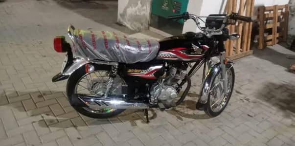 Urgent sale 24/25 Modal 10/10 condition