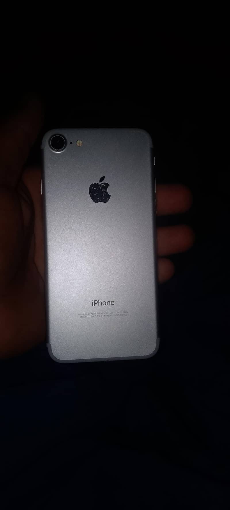 Apple iPhone 7 1
