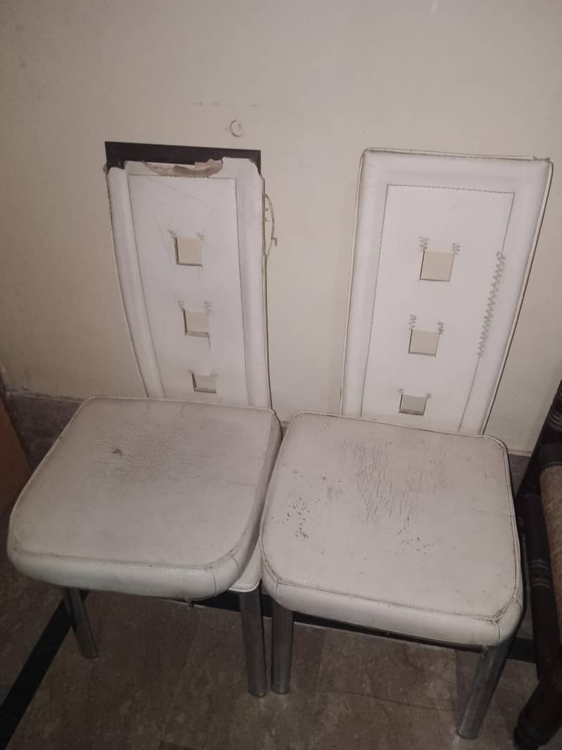 Dining Table for sell 4