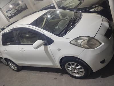 Toyota Vitz 2006
