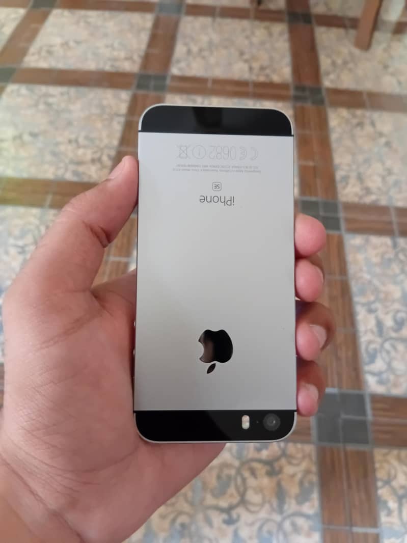 IPhone Se 2 0