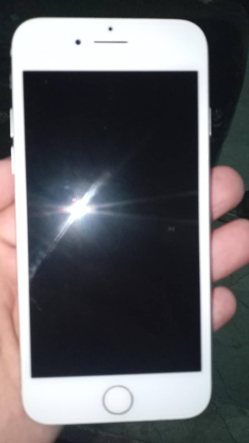 Apple iPhone 7 Plus 1