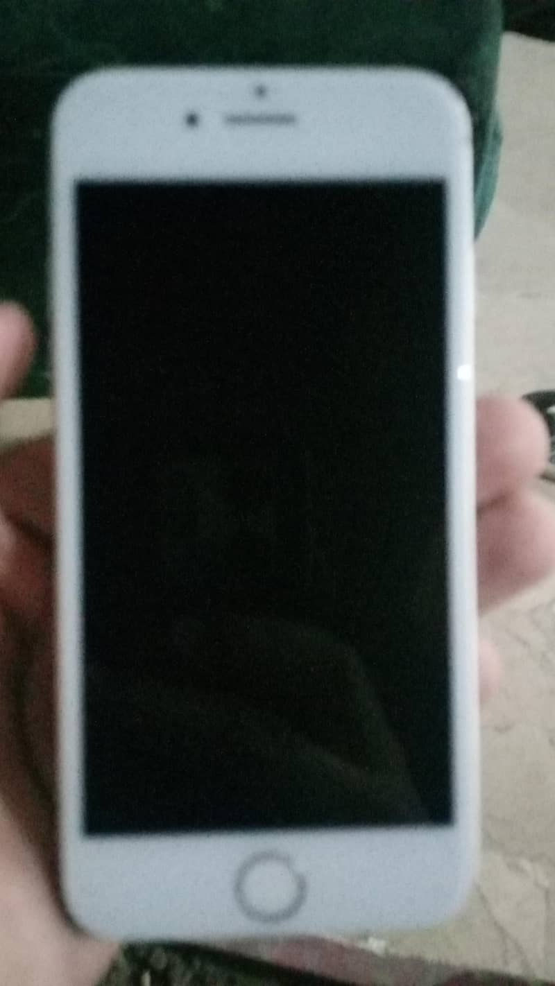 Apple iPhone 7 Plus 2