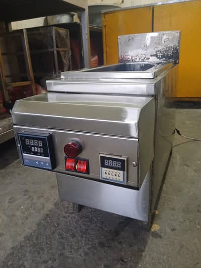 10. Ltr. deep fryer
