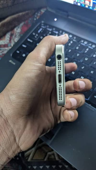 iPhone 5S 64GB memory PTA approved 0319.2144. 604
