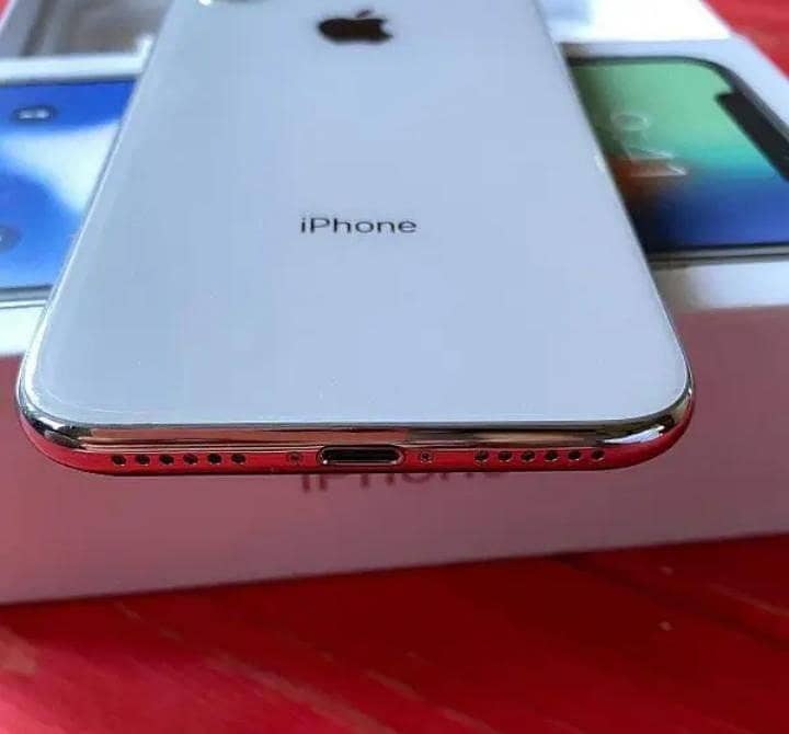 Apple iPhone X 4