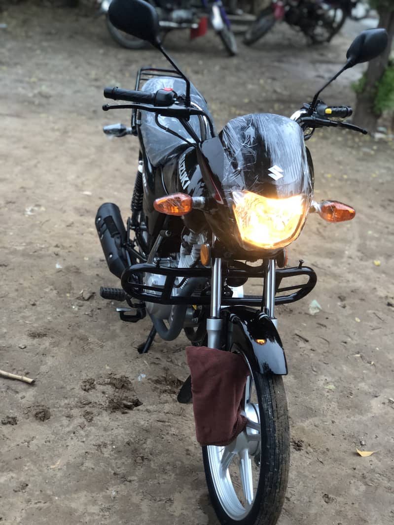 Suzuki 4