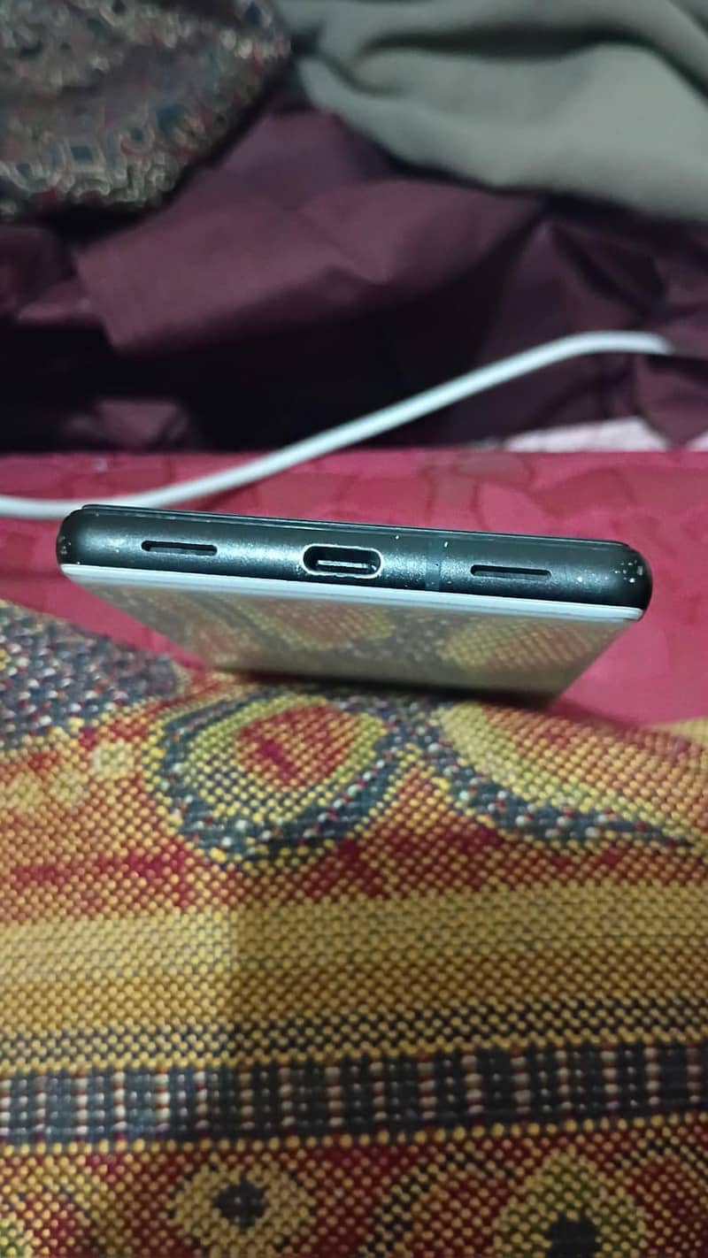 Google Pixel 6a 1