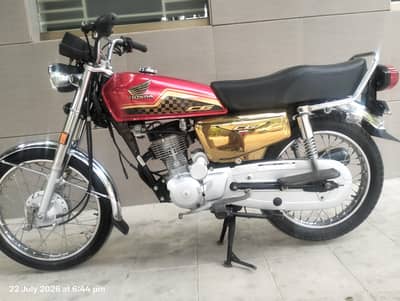 Honda125 special edition brand new totally Nat to Nat genuine KHI no k