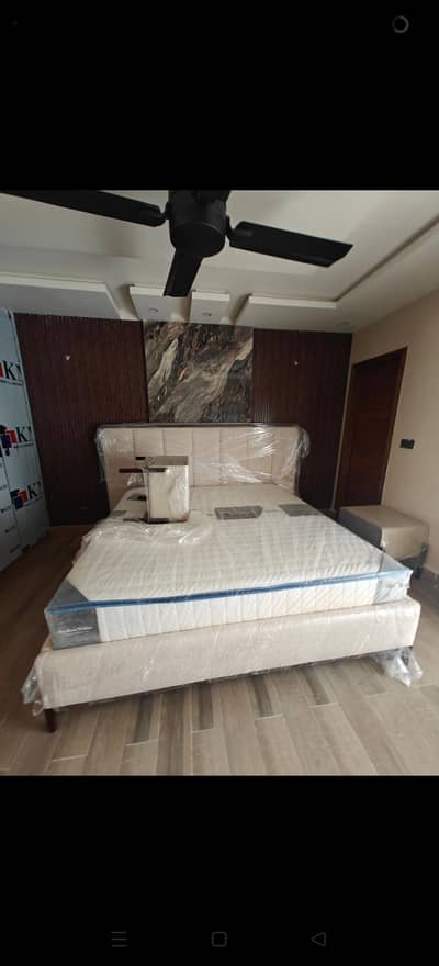 orignal wooden BED and mirror console 100% high quality
