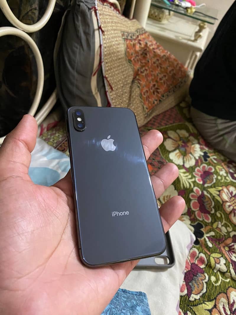 Apple iPhone X 0