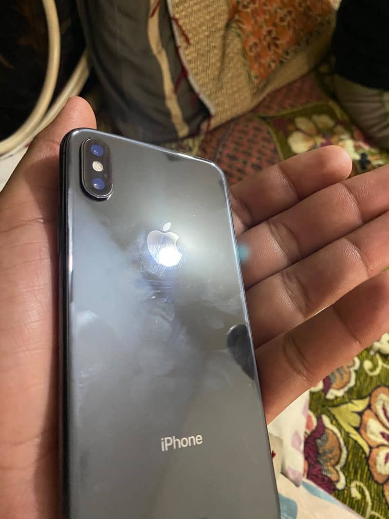 Apple iPhone X 6