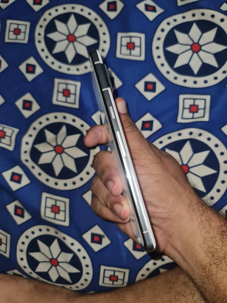 Google Pixel 7 Pro 4