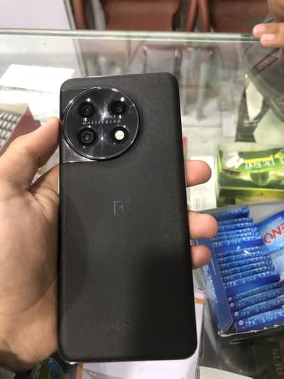 One plus 11 5g 12/512 non pta all ok