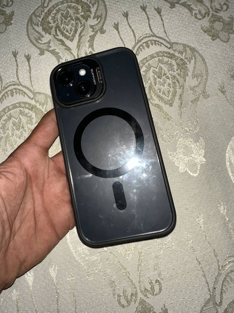 Apple iPhone 15 2