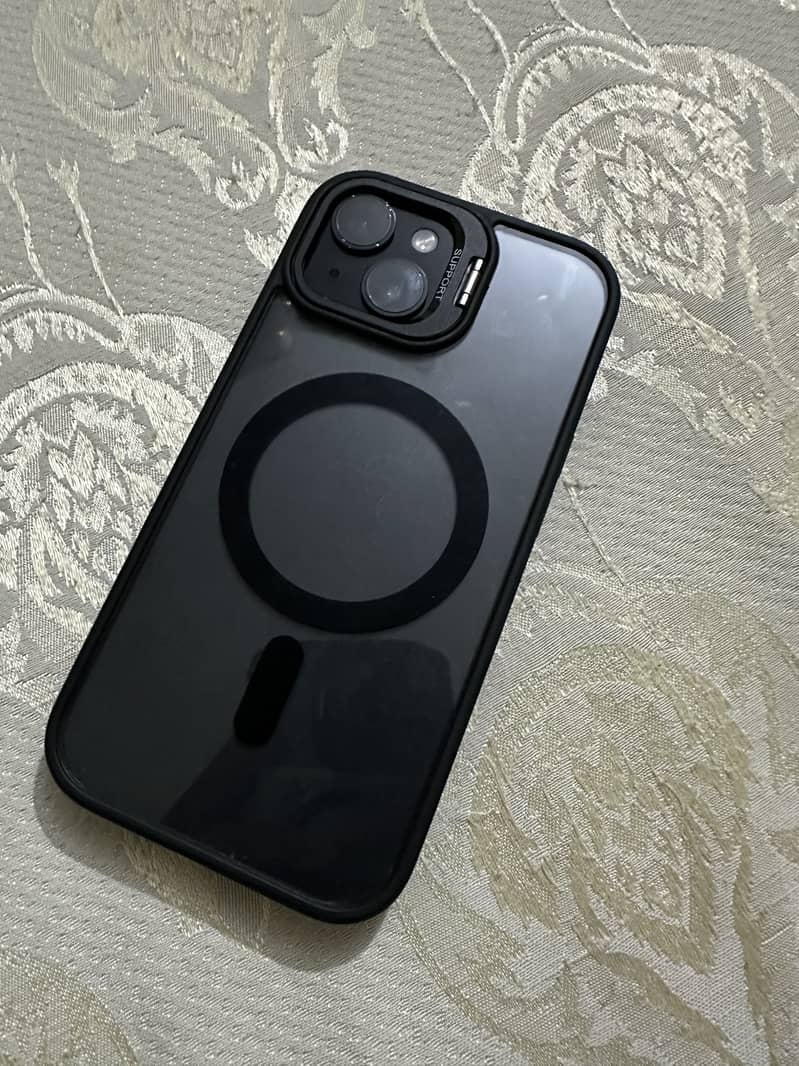 Apple iPhone 15 3