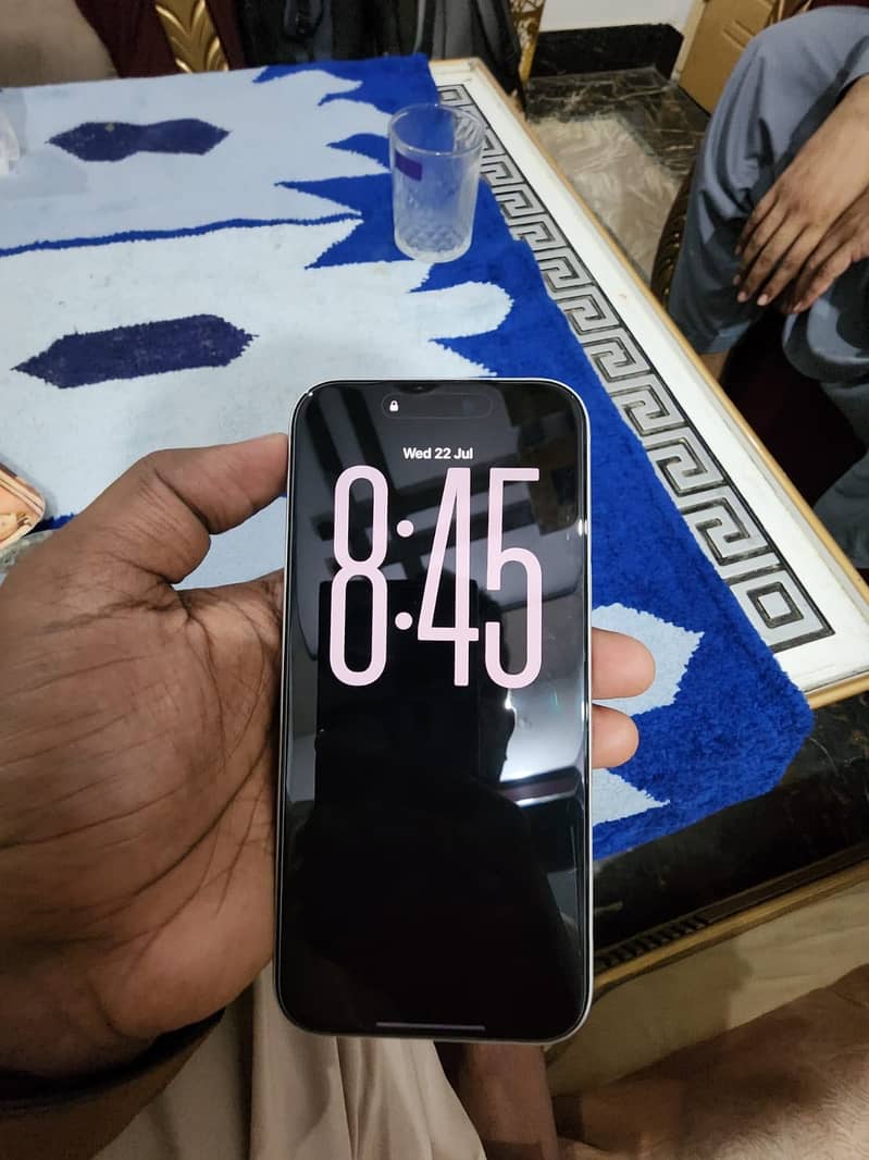 Iphone 17 pro max 5