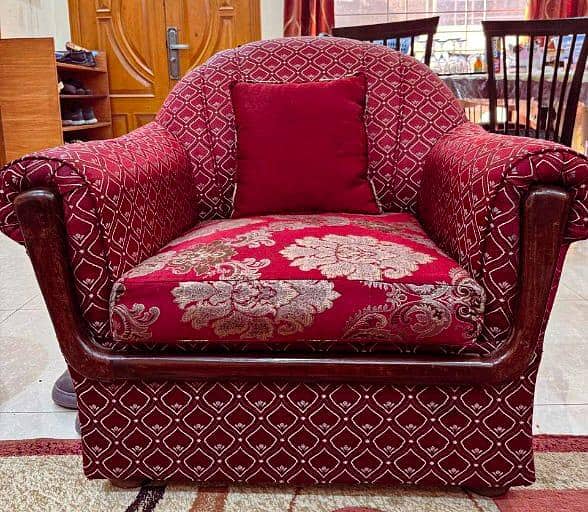 5 SEATER SOFA 1