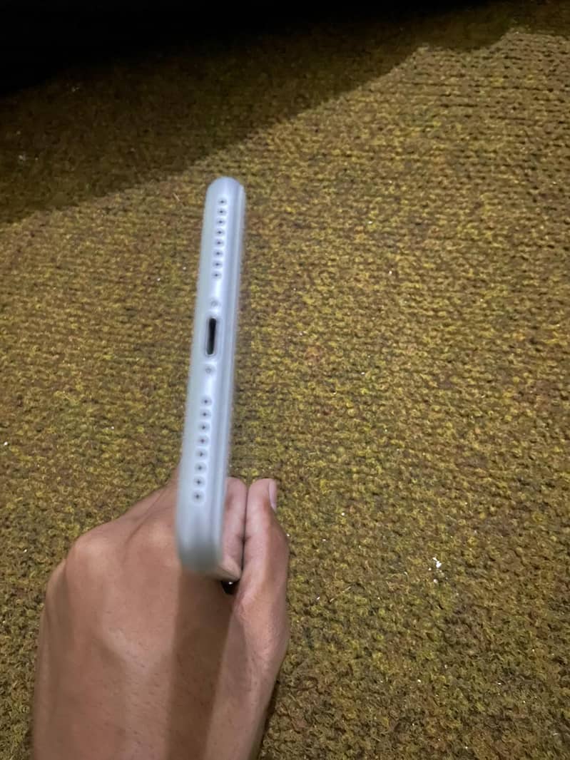 Apple iPhone 8 Plus 4