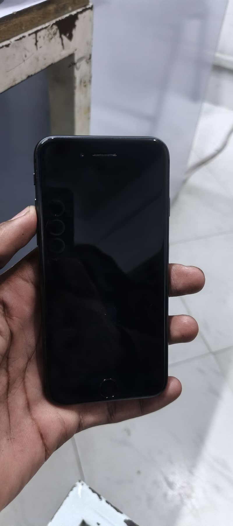 Apple iPhone 8 5