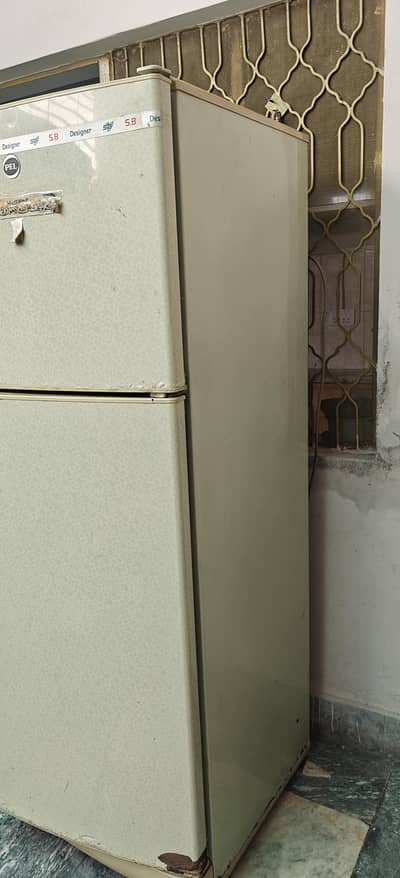 Pel Refrigerator fridge
