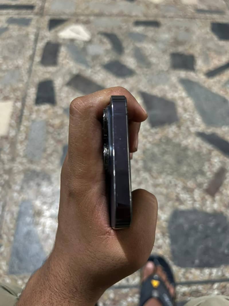 Apple iPhone 14 Pro 3
