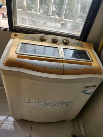 kenwood Washing machine with dryer for sale