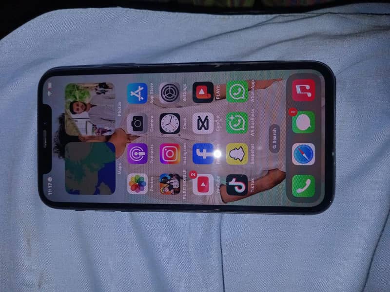 Apple iPhone X 0