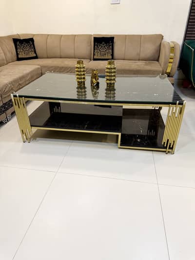 Centre table 5x3ft