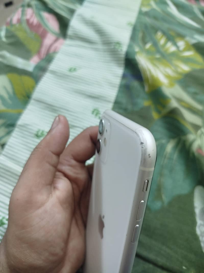 Apple iPhone 11 2