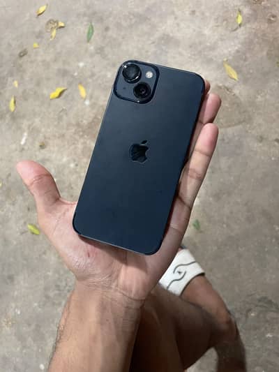 Apple iPhone 13